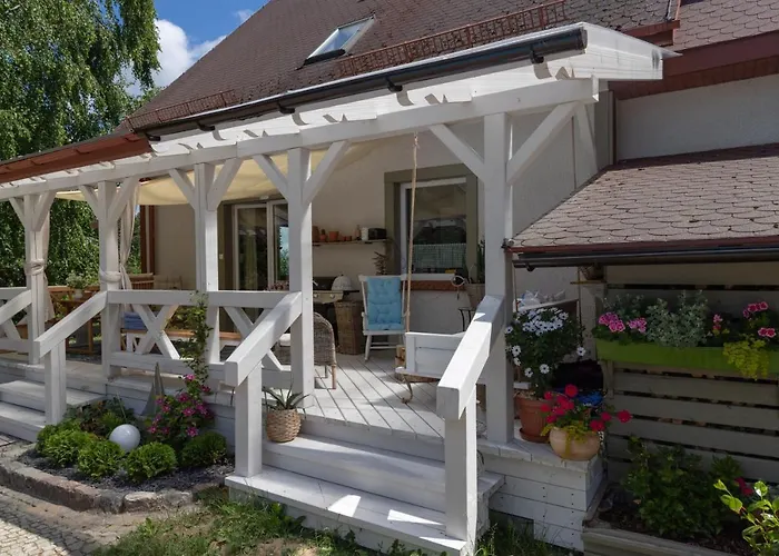 On The Hill Semesterbostad *