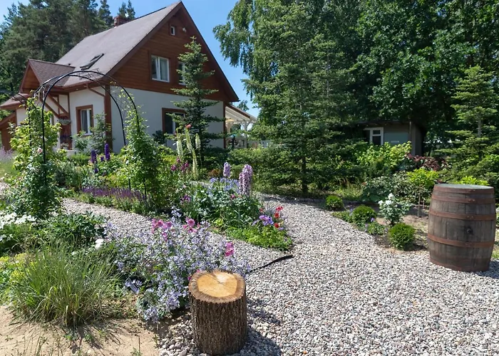 Semesterbostad On The Hill *