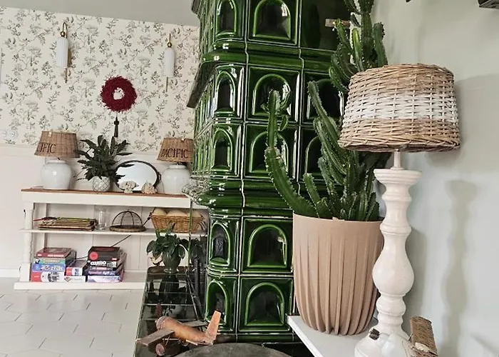 Semesterbostad On The Hill *