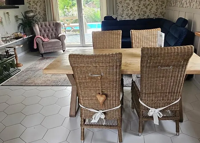 Semesterbostad On The Hill Kielno